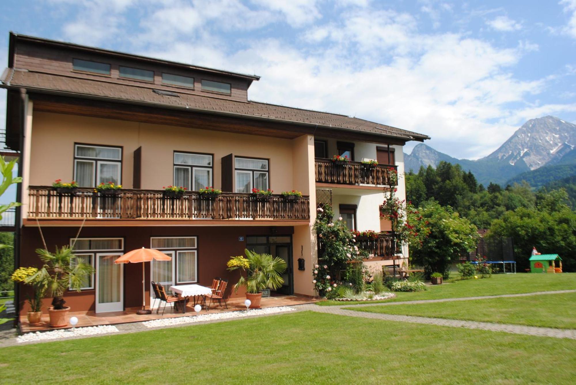 Ferienhaus Michor Latschach ober dem Faakersee ภายนอก รูปภาพ