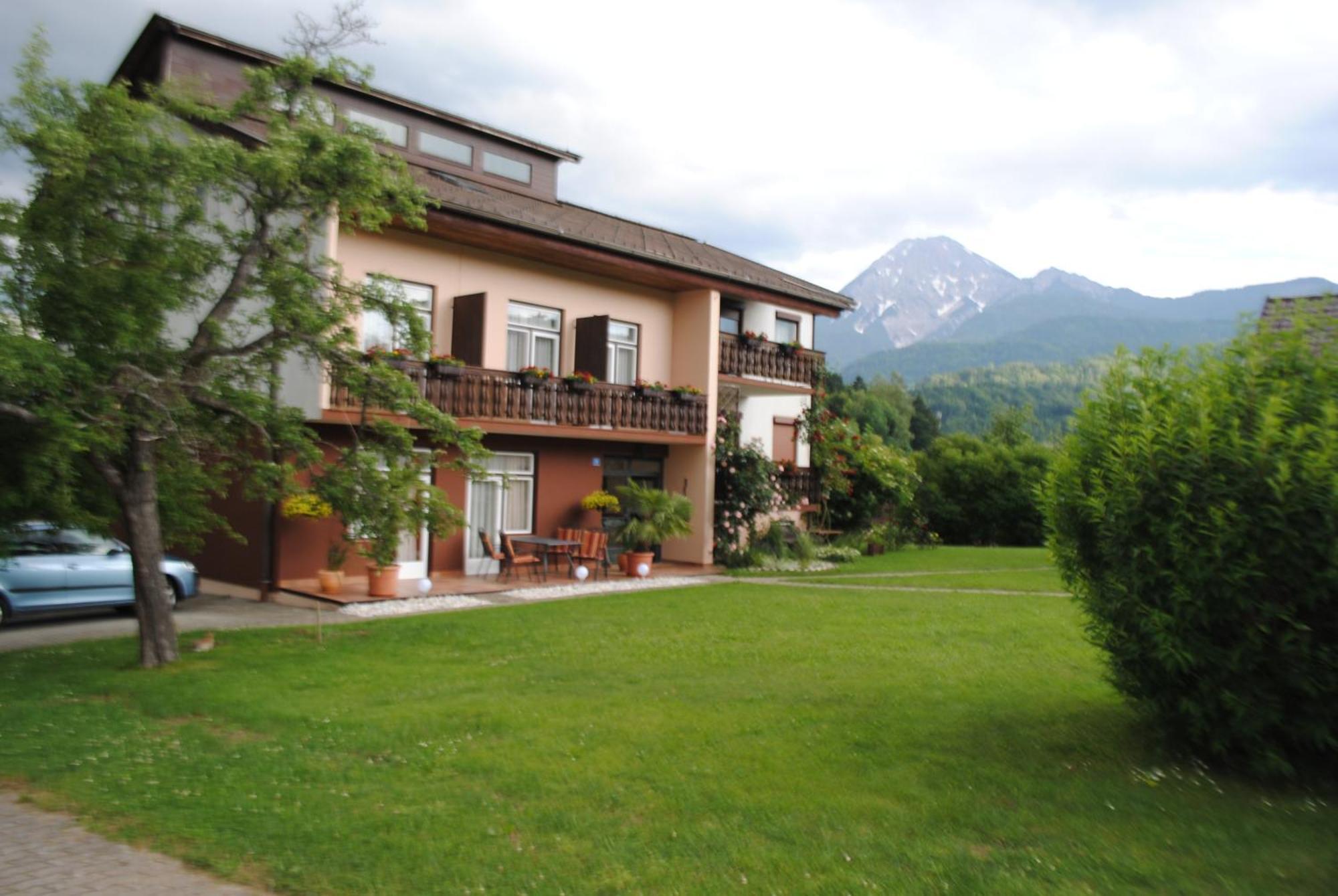 Ferienhaus Michor Latschach ober dem Faakersee ภายนอก รูปภาพ