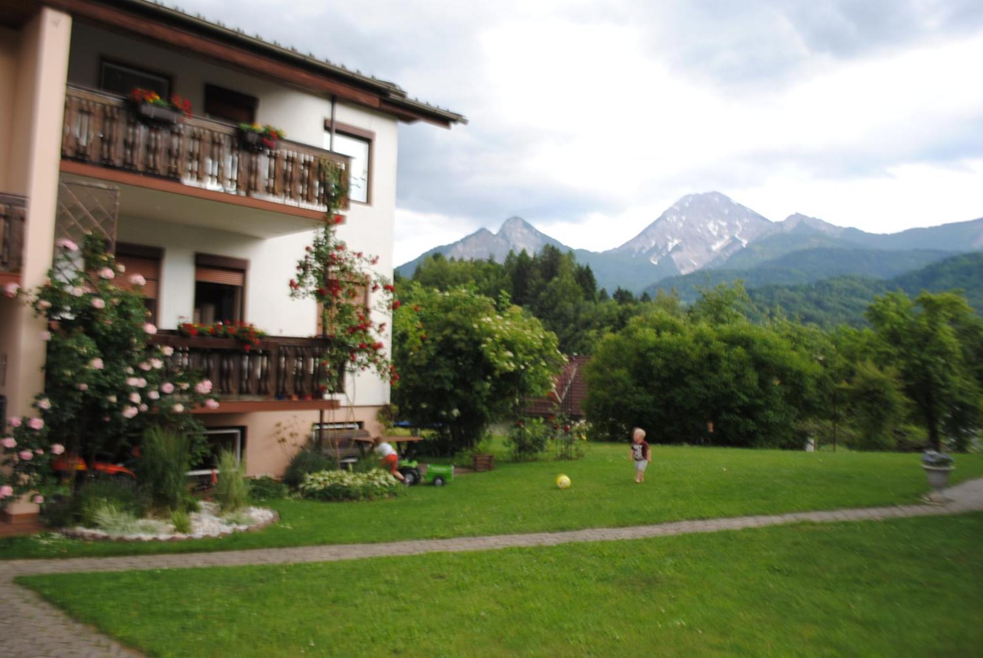 Ferienhaus Michor Latschach ober dem Faakersee ภายนอก รูปภาพ