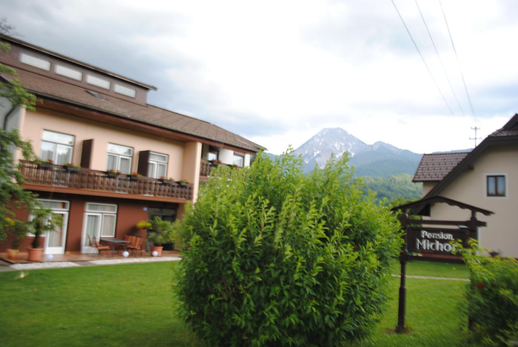 Ferienhaus Michor Latschach ober dem Faakersee ภายนอก รูปภาพ