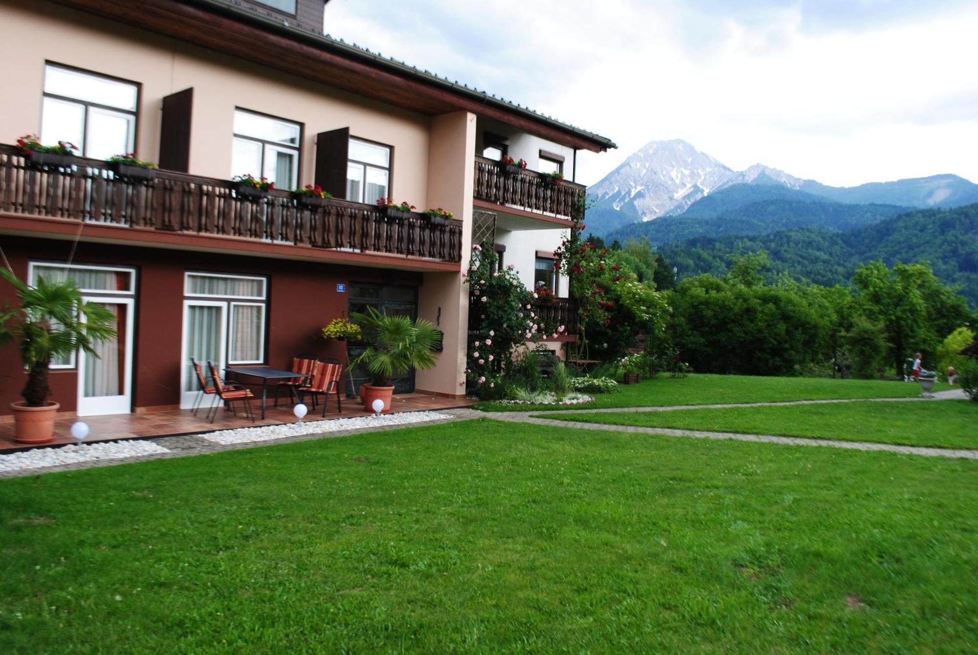 Ferienhaus Michor Latschach ober dem Faakersee ภายนอก รูปภาพ